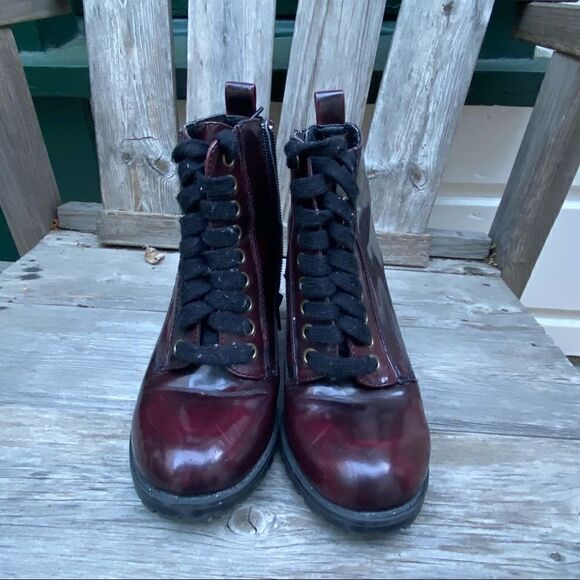 Steve Madden Burgundy Andie Lace-Up Booties size 6 - Picture 15 of 16
